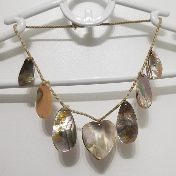 Vtg cord necklace w 7 blistered pearl pendants, 1 is a heart - Picture 3 of 12